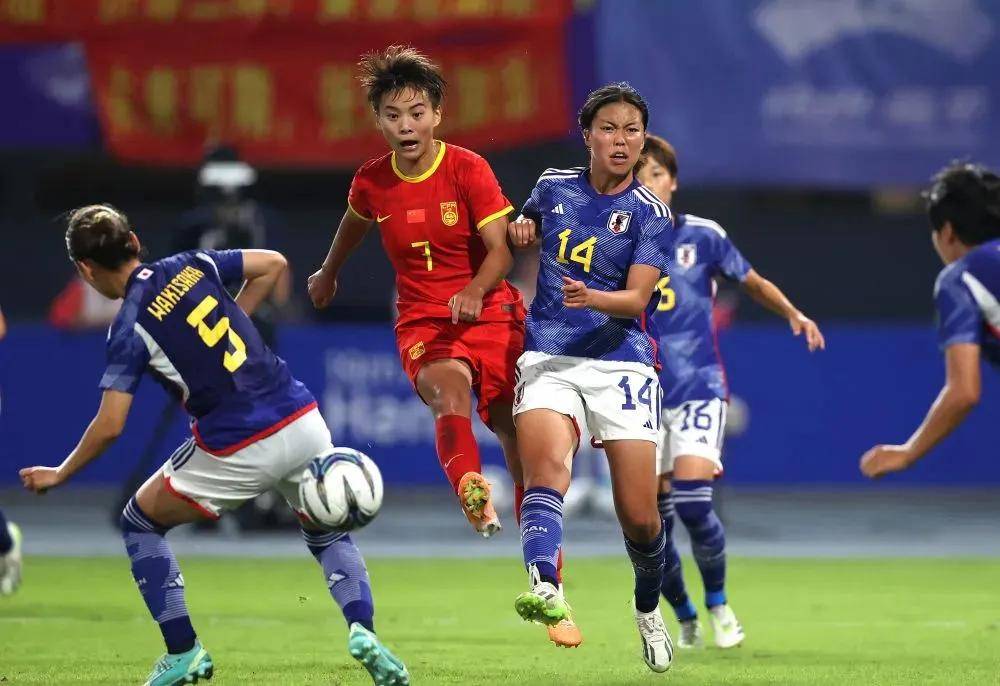 国内女足联赛成绩出炉，上海队夺冠