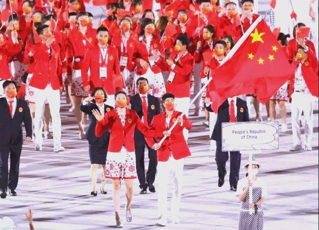 中国队刷新纪录,出色表现受瞩目 中国队刷新纪录,出色表现受瞩目
