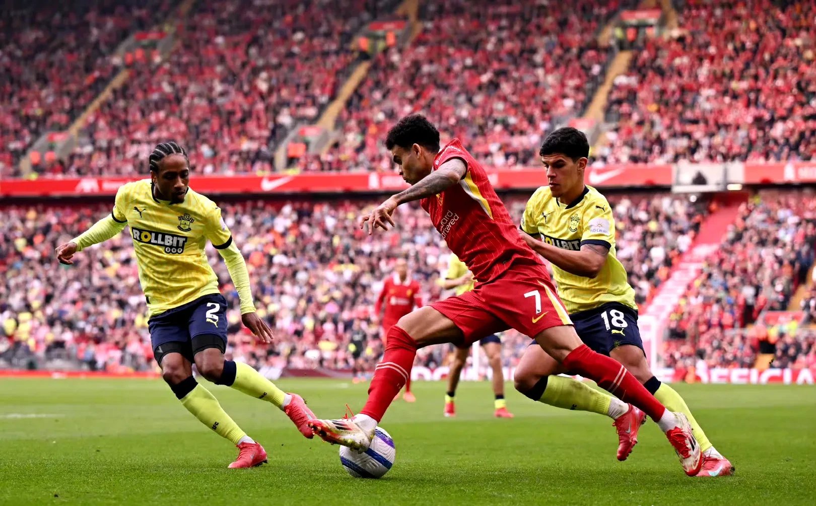 比利时球队悬念取得胜利进决赛