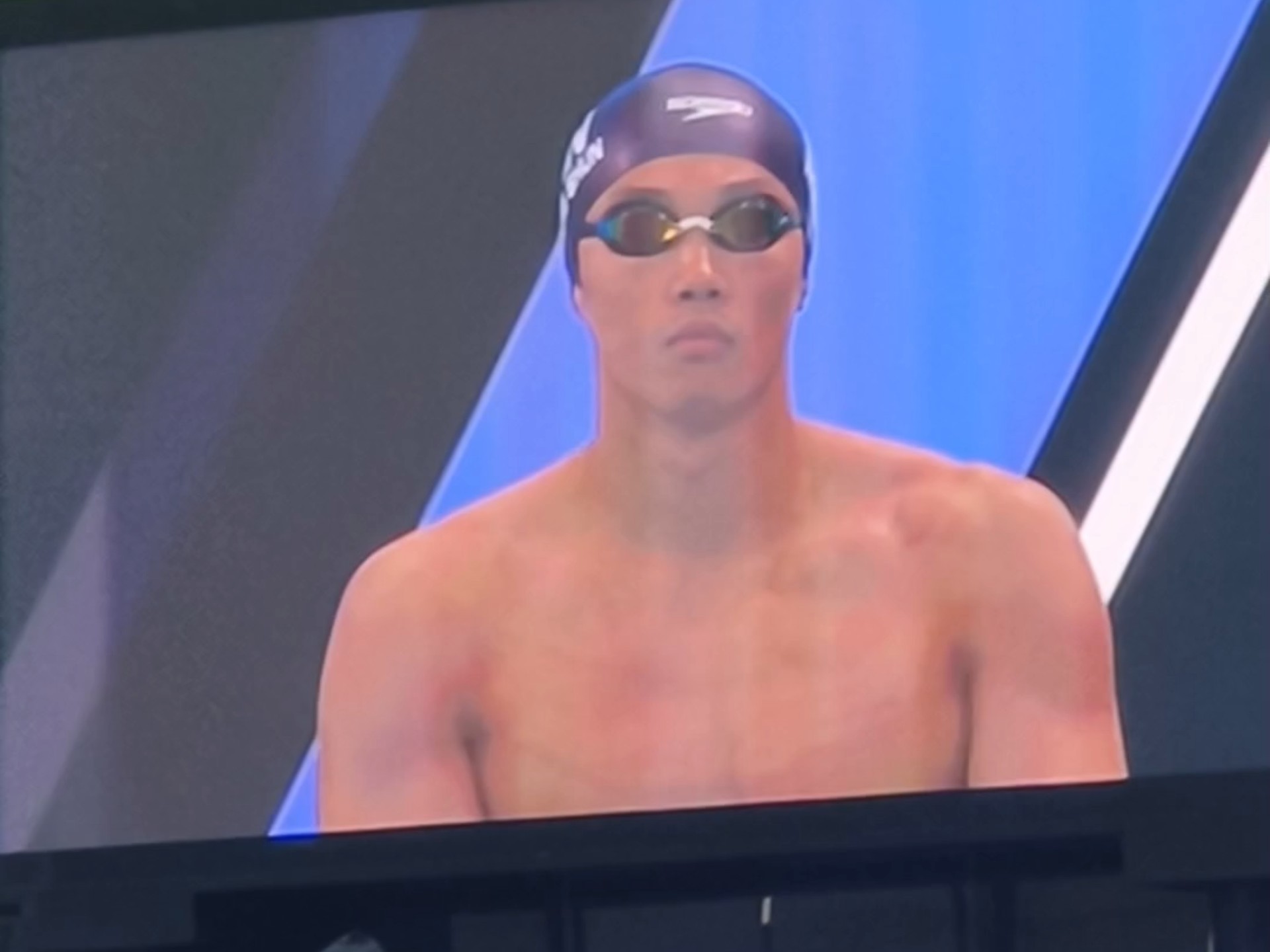 乌干达游泳选手夺冠，成绩斐然