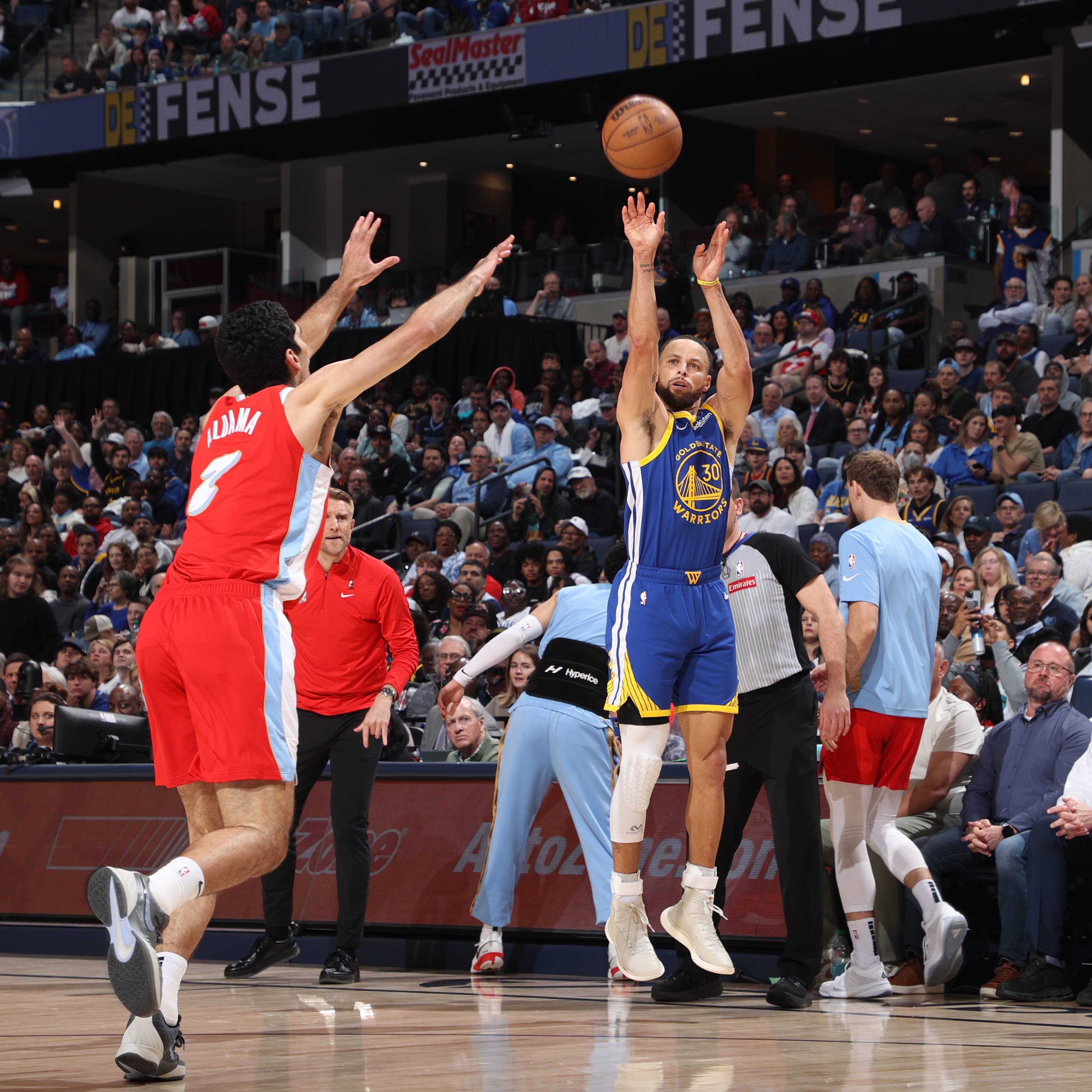 包含NBA｜勇士登顶，关键一战的词条