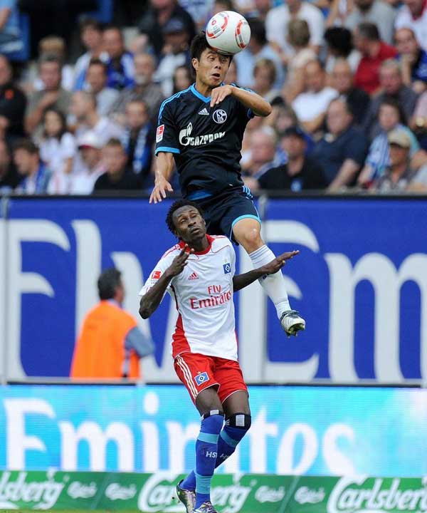 沙尔克04球员守不住，惜败对手