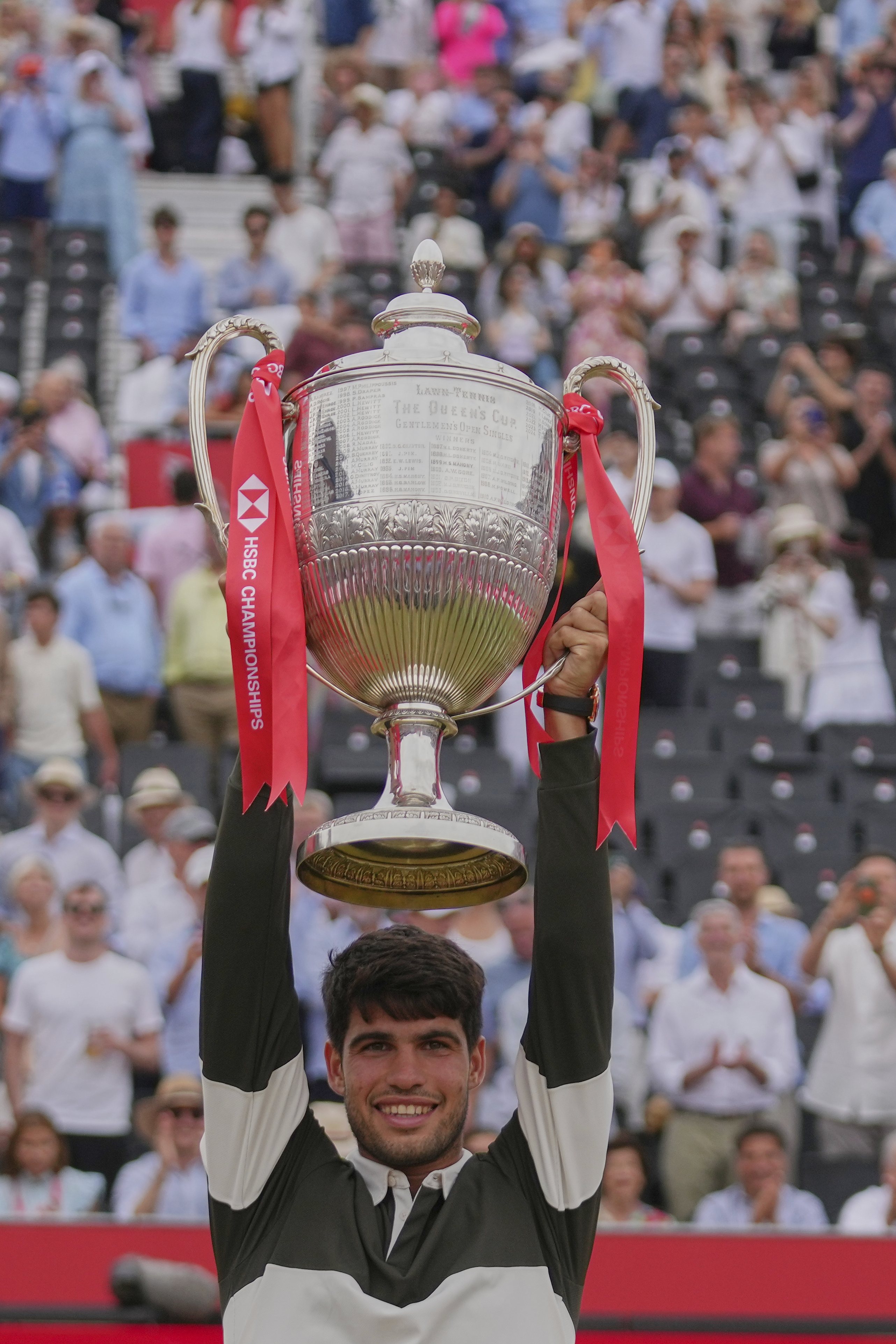 包含欧洲网球队险胜世界网球队,阿尔卡拉斯统治全场的词条 包含欧洲网球队险胜世界网球队,阿尔卡拉斯统治全场的词条