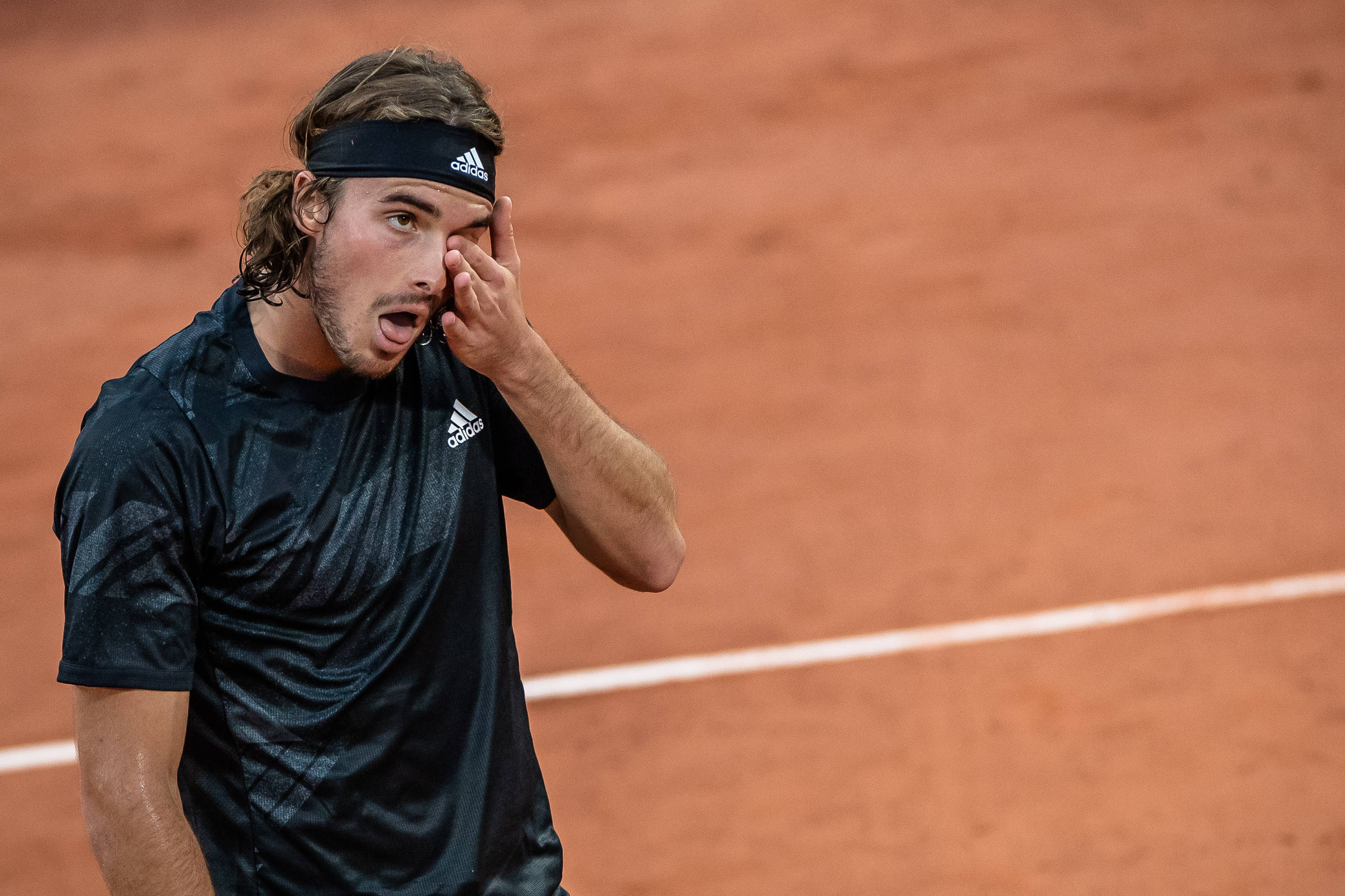 欧洲网球队绝杀意大利网球队，西西帕斯绝境逆转