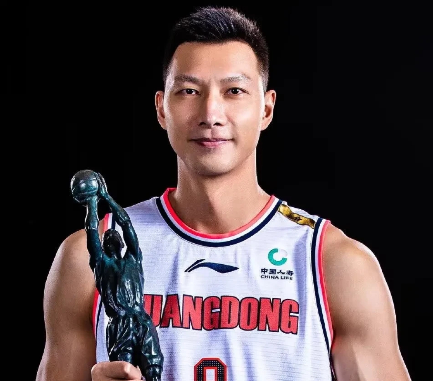 篮网翻盘吉林队，易建联状态火热