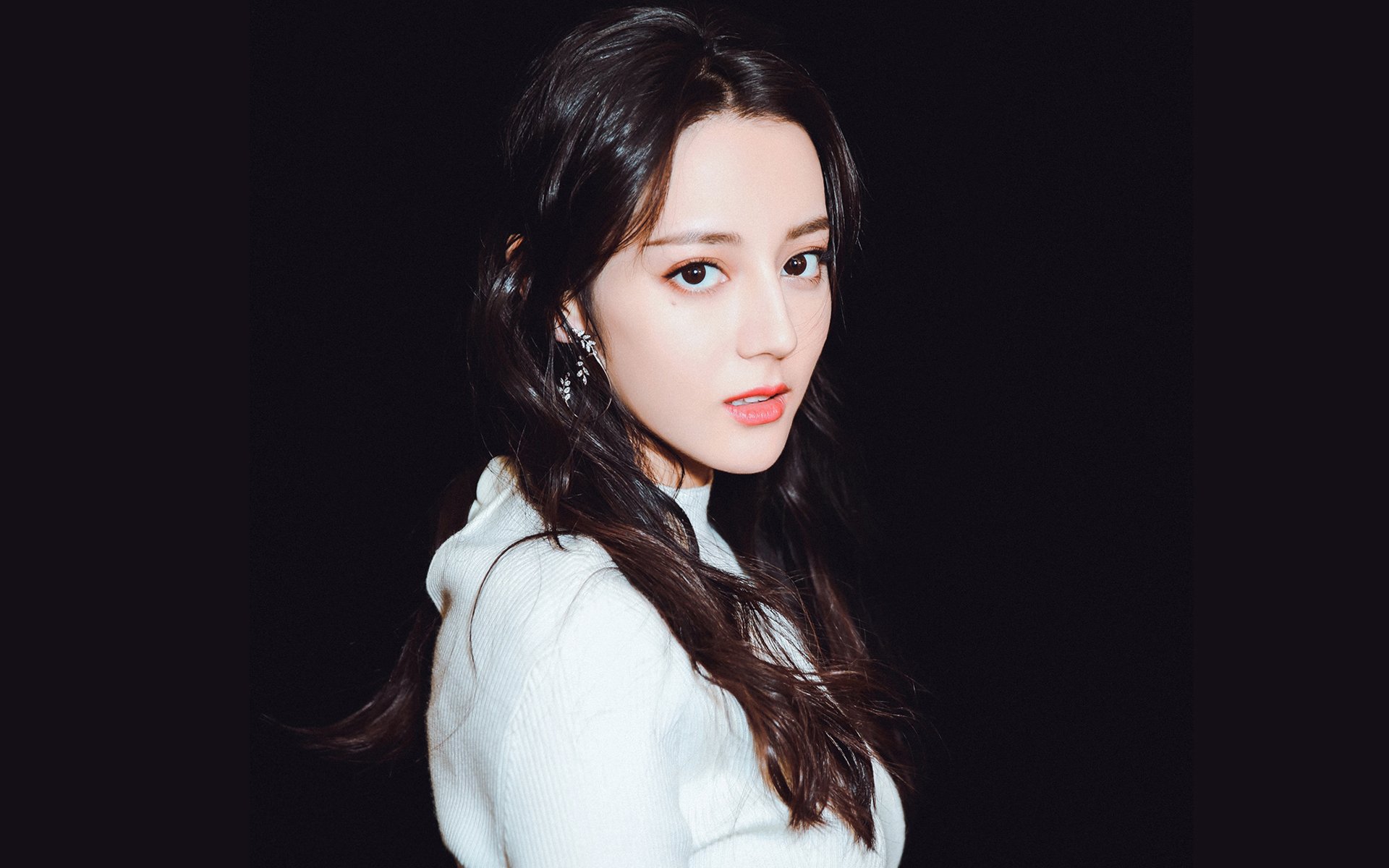 冷门与传奇，国际米兰意外折戟，佩德里跨越里程碑