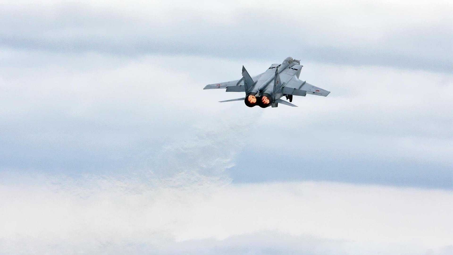 体育的魔力，压哨绝杀与德比统治—加拿大与托尼的辉煌时刻