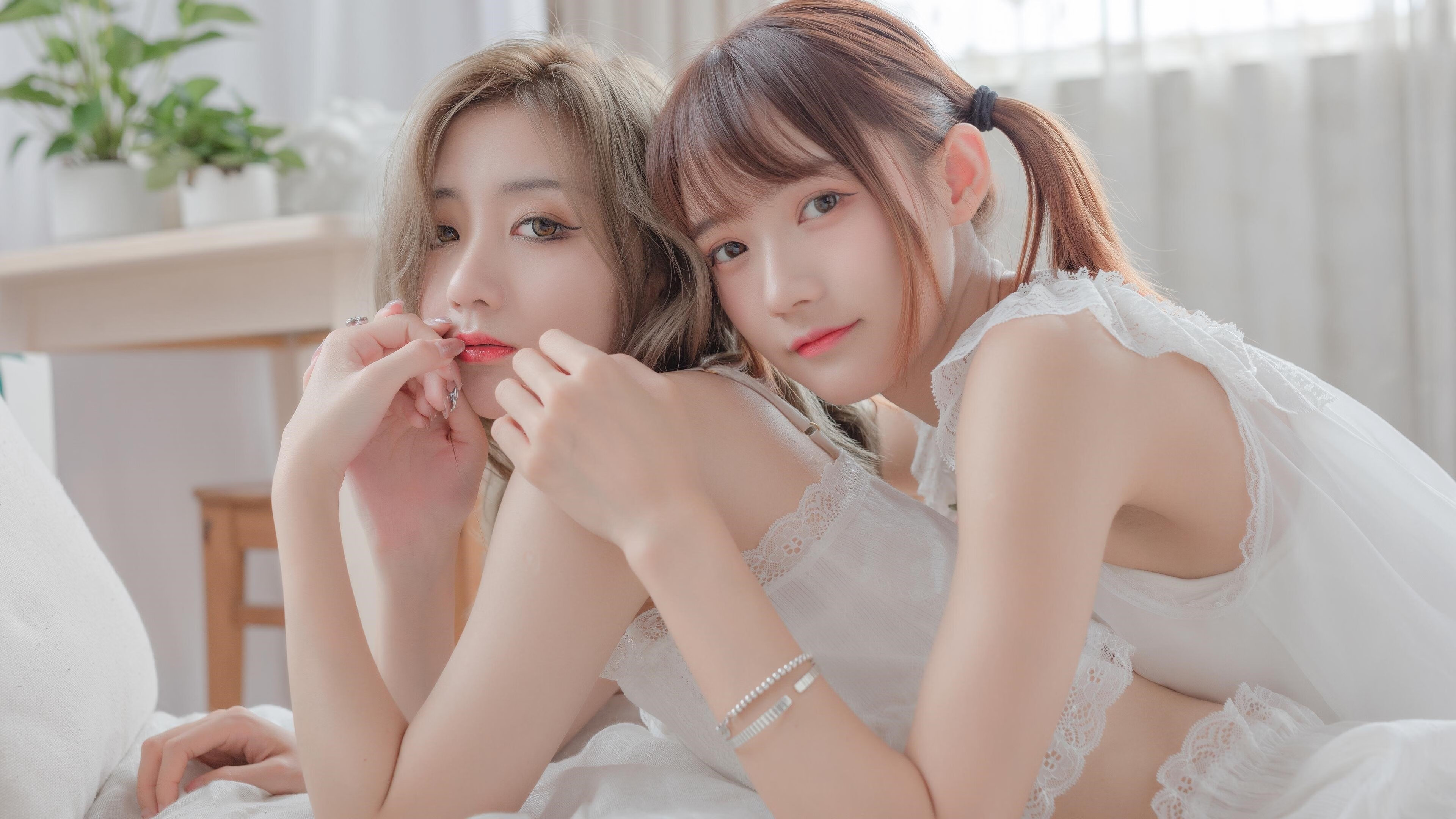 阿尔瓦雷斯冠军级表现点燃圣保罗球场,AC米兰客胜那不勒斯锁定欧冠席位