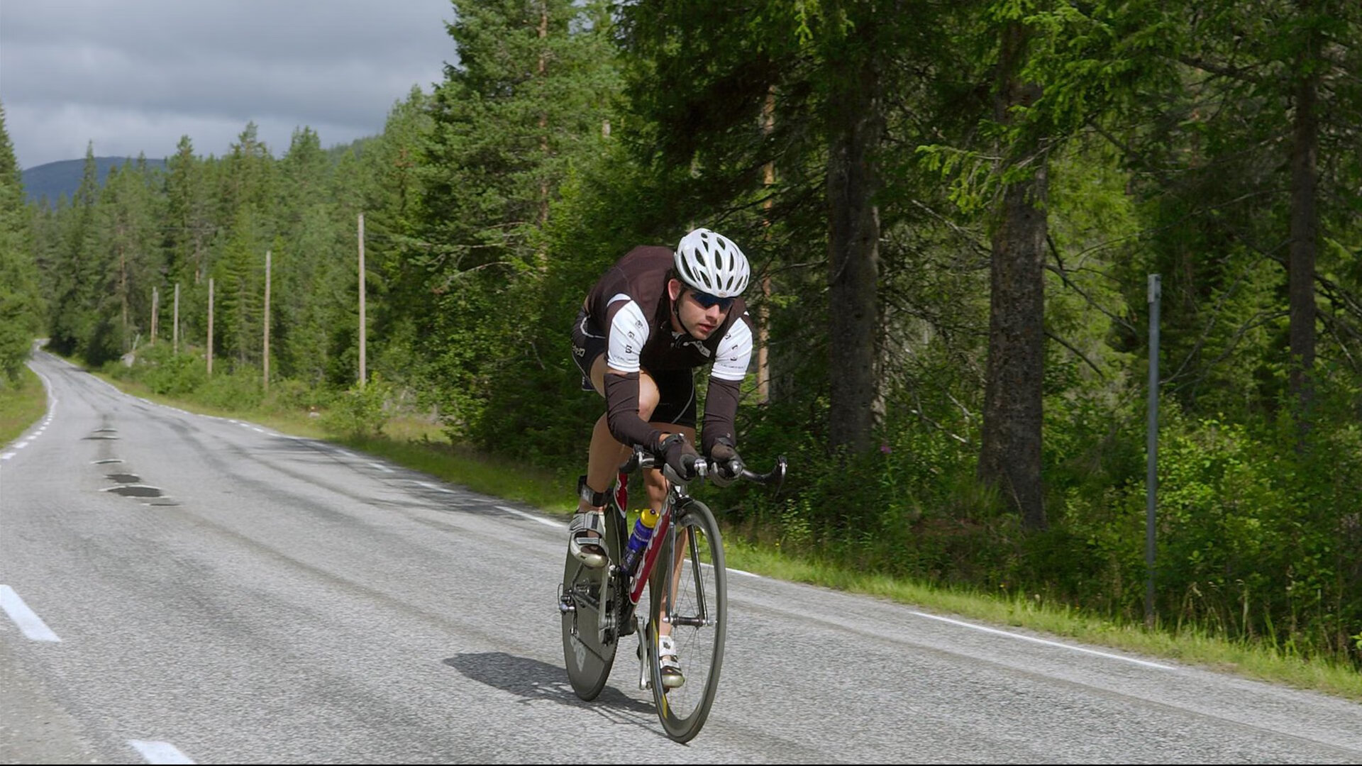 NBA季后赛焦点战启示，中国男篮全面压制突尼斯的战术解析