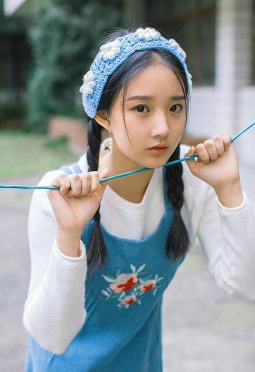 独行侠内线铁闸浓眉，防守端编织铁网，魔术进攻哑火